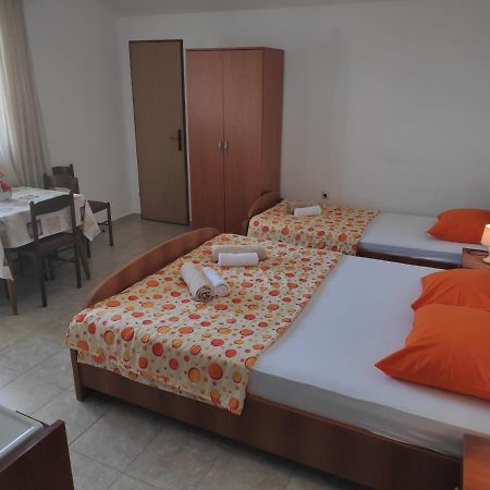 Apartmani Vitic バール エクステリア 写真