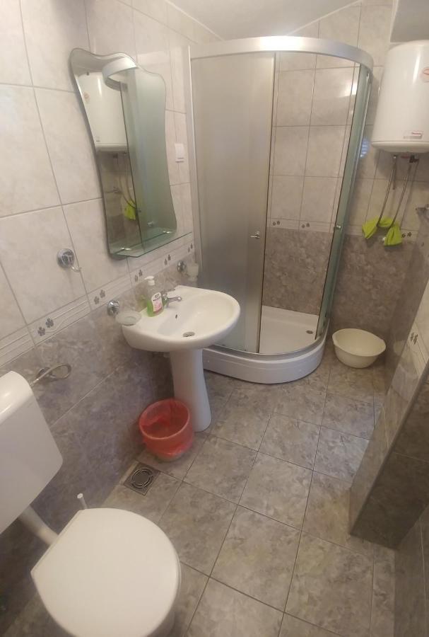 Apartmani Vitic バール エクステリア 写真
