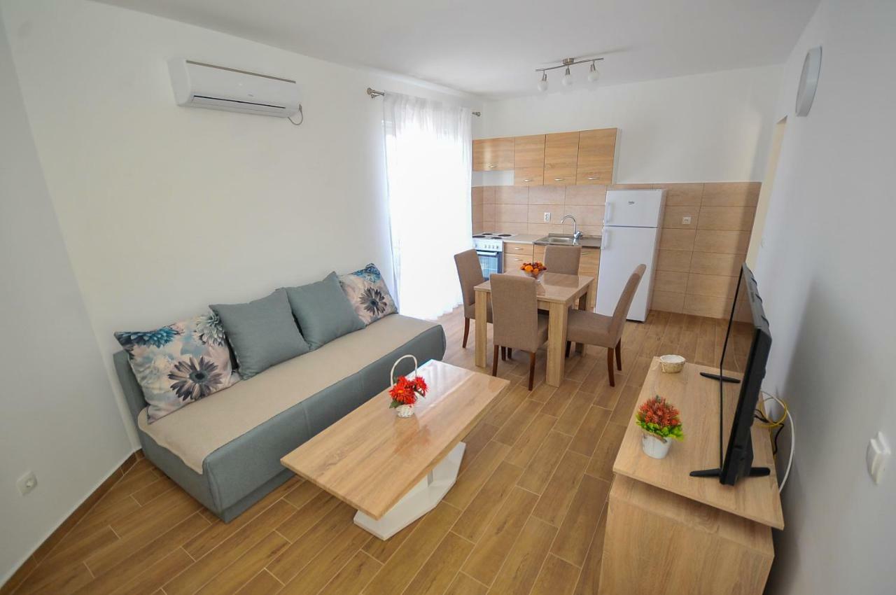 Apartmani Vitic バール エクステリア 写真