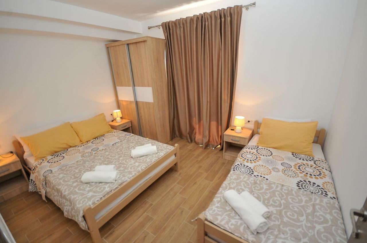 Apartmani Vitic バール エクステリア 写真